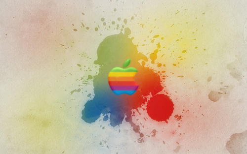 полосатый значок Apple в брызгах краски